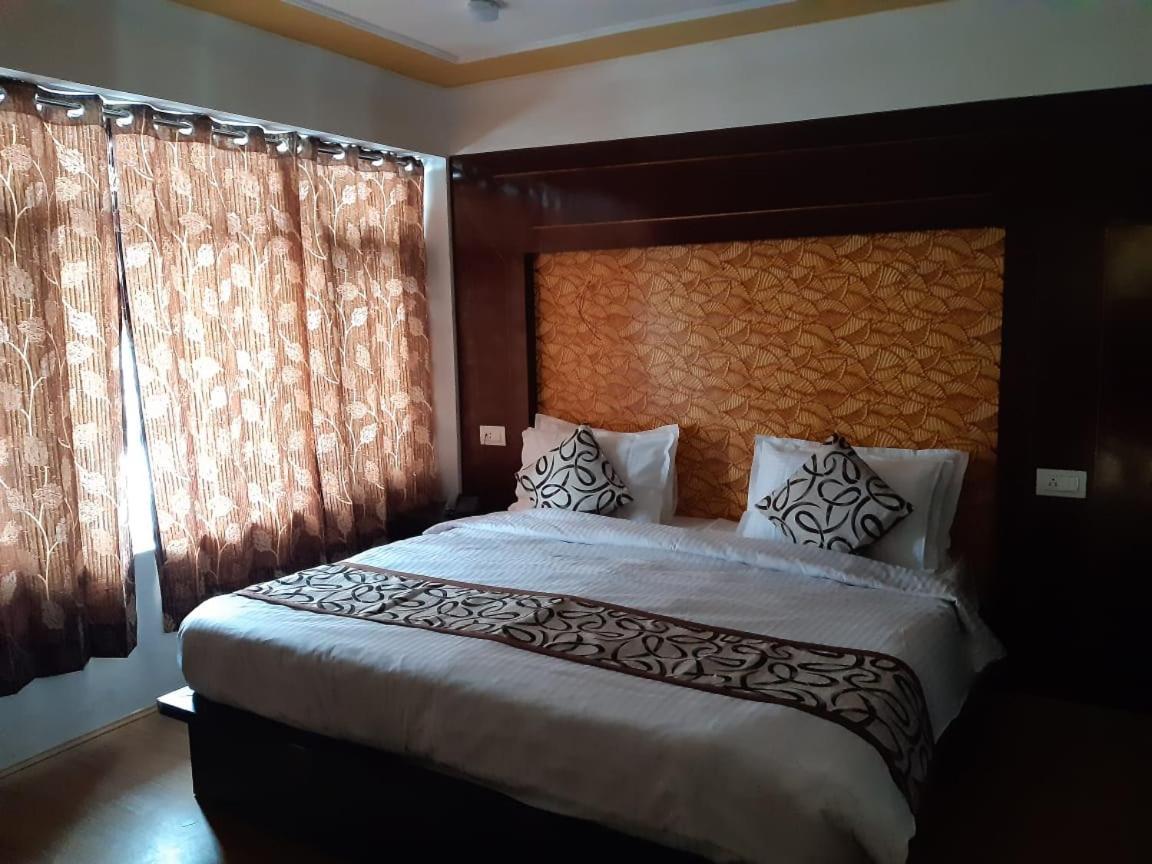 Hotel D Indian Kargil Luaran gambar